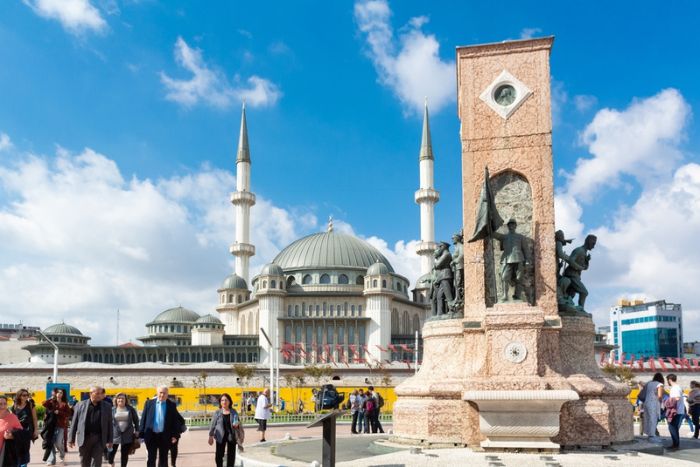 Searching for Traces of History and Culture in Istanbul: Monuments