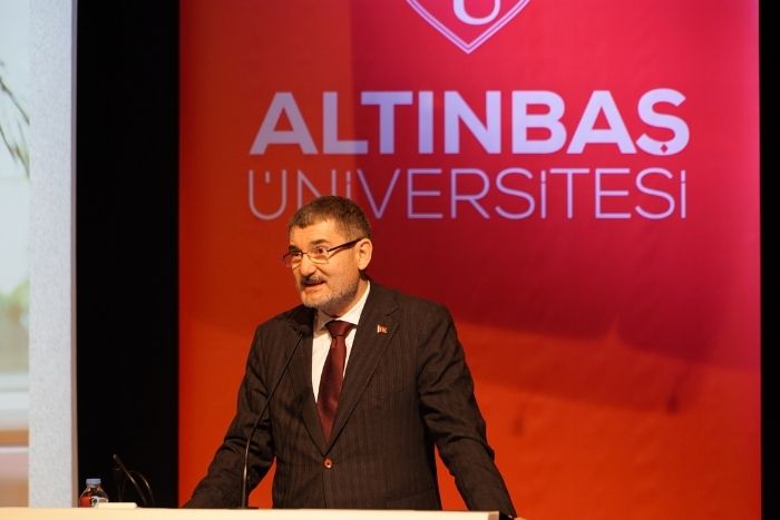 Altınbaş Üniversitesinde Rektörlük değişimi: Prof. Dr. Çağrı Erhan’ın veda töreninde duygu dolu anlar…